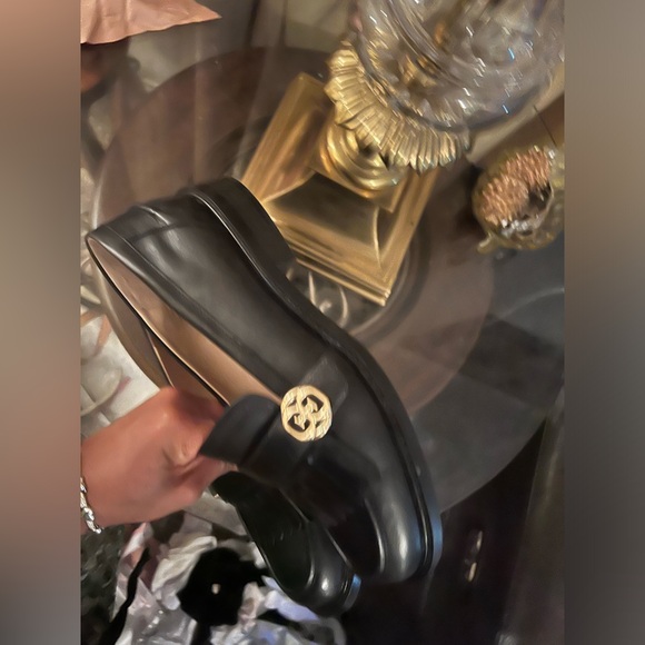 SAME EDELMAN LOAFERS - Picture 3 of 4